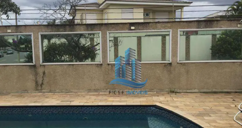 Sobrado com 4 dormitórios à venda, 298 m² por R$ 2.400.000,00 - Jardim São Caetano - São Caetano do Sul/SP