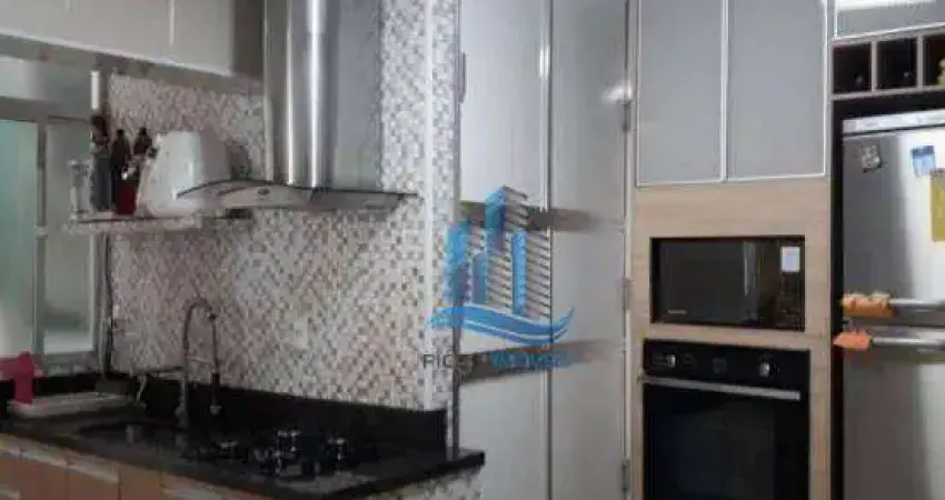 Sobrado com 3 dormitórios à venda, 124 m² por R$ 750.000,00 - Osvaldo Cruz - São Caetano do Sul/SP