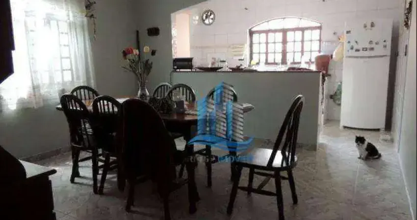 Sobrado com 4 dormitórios à venda, 272 m² por R$ 620.000,00 - Vila Palmares - Santo André/SP