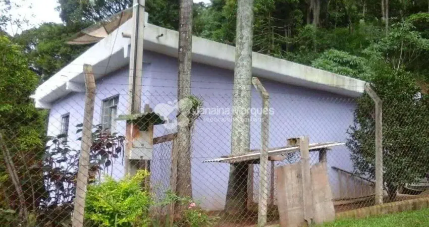 Chácara com 2 dormitórios à venda, 3500 m² por R$ 250.000,00 - Santaella - Araçariguama/SP