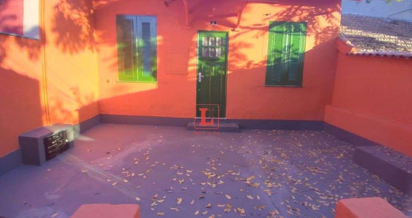 Casa de Três Quartos para  venda no Bairro de   Santa Teresa Rio de Janeiro.