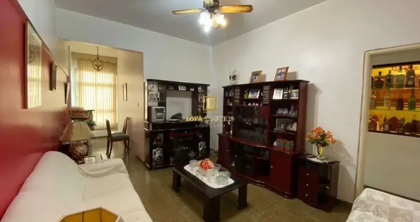 Apartamento três quartos com dependência e vaga de garagem no centro do rio