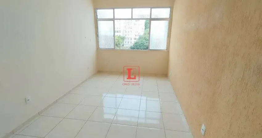Apartamento de Sala um Quarto e Dependência e Garagem, em centro Rio de Janeiro