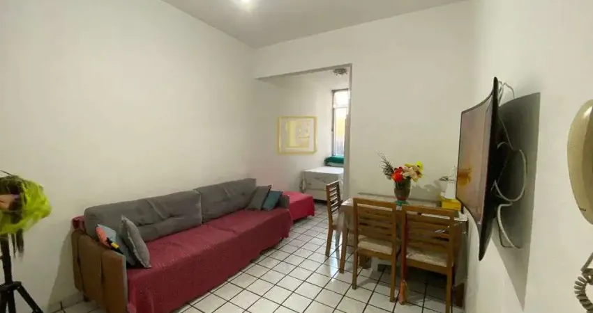 Apartamento de Quarto e Sala na Rua dos Inválidos no Centro do Rio de Janeiro