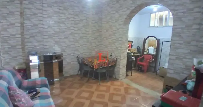 Apartamento, dois quartos, banheiro e cozinha Praça da Bandeira Rio de Janeiro