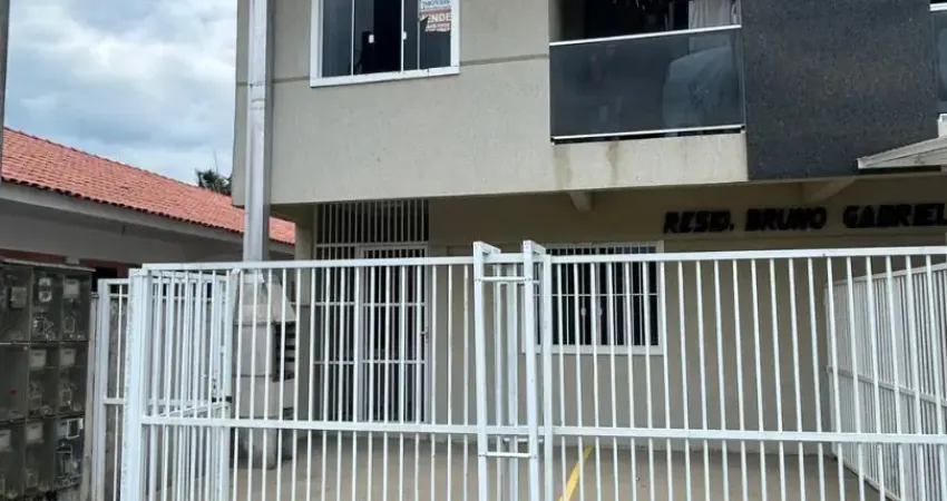 Casa com 2 quartos à venda na Avenida Vinte e Nove de Abril, Centro, Guaratuba
