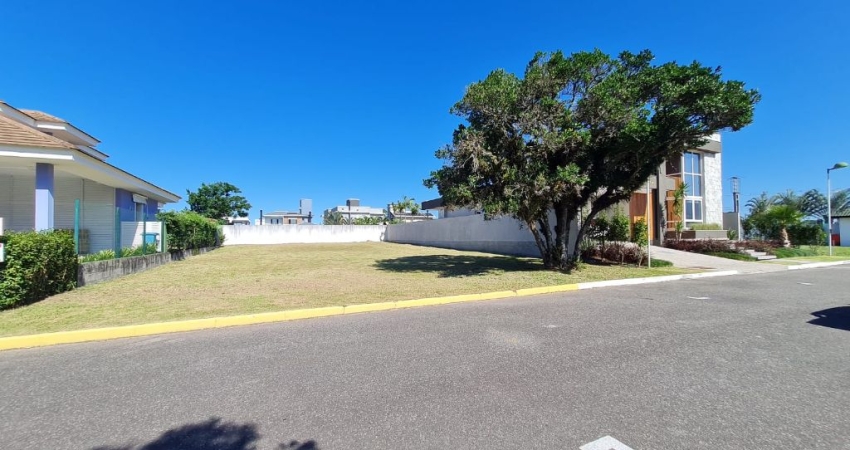 Terreno à venda na Rodovia Aparício Ramos Cordeiro, 300, Campeche, Florianópolis
