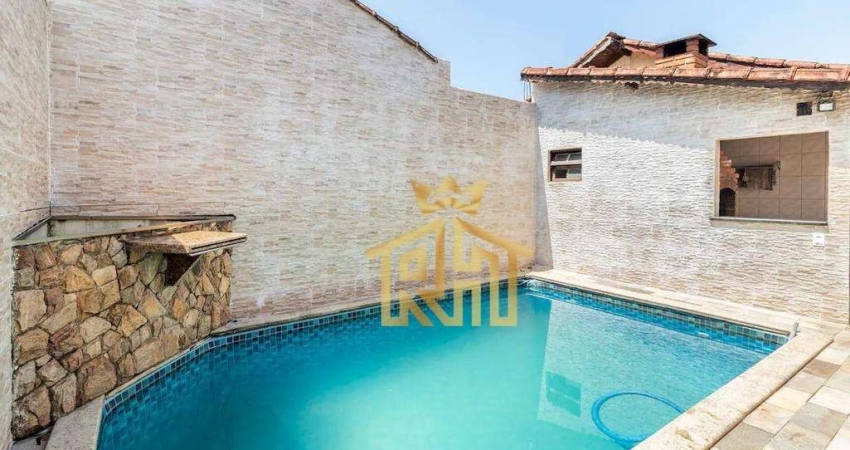 Casa geminada,  3 quartos  (1 suíte) no bairro de Ocian em Praia Grande - SP