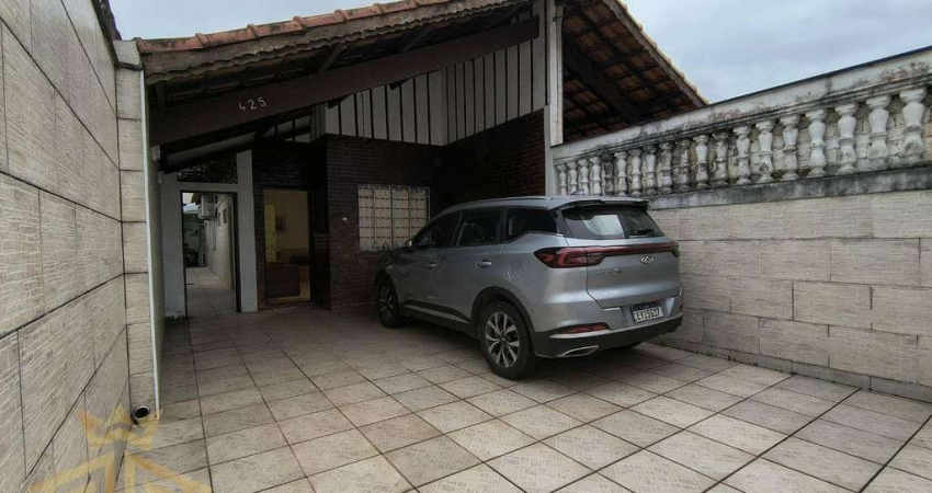 Casa com 2 quartos , 1 suíte no bairro de Guilhermina em Praia Grande - SP