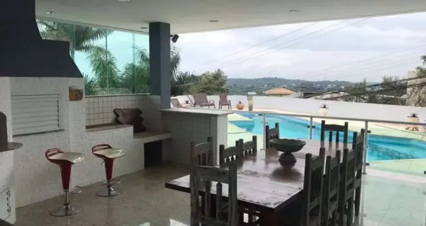 Sobrado Residencial à venda, Parque Residencial Itapeti, Mogi das Cruzes - SO0255.