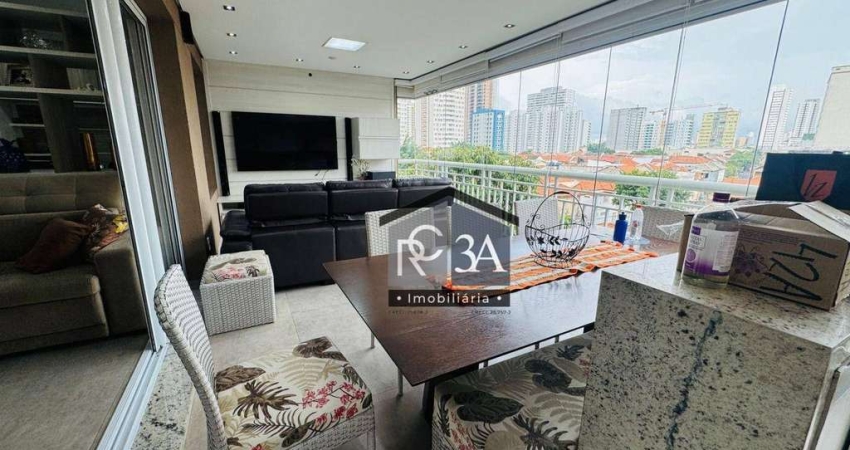 Apartamento com sacada gourmet, totalmente mobiliado, incluindo eletrodomésticos. Decoração atual, novo e muito bem localizado!! 146 m²