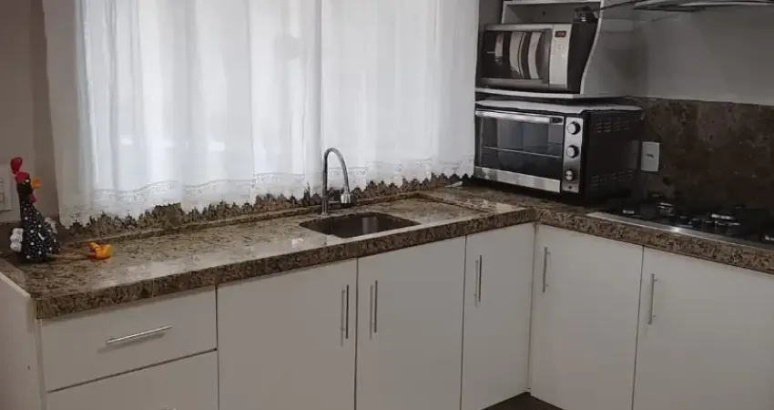 Casa no final de rua e em local tranquilo com terreno totalmente plano.