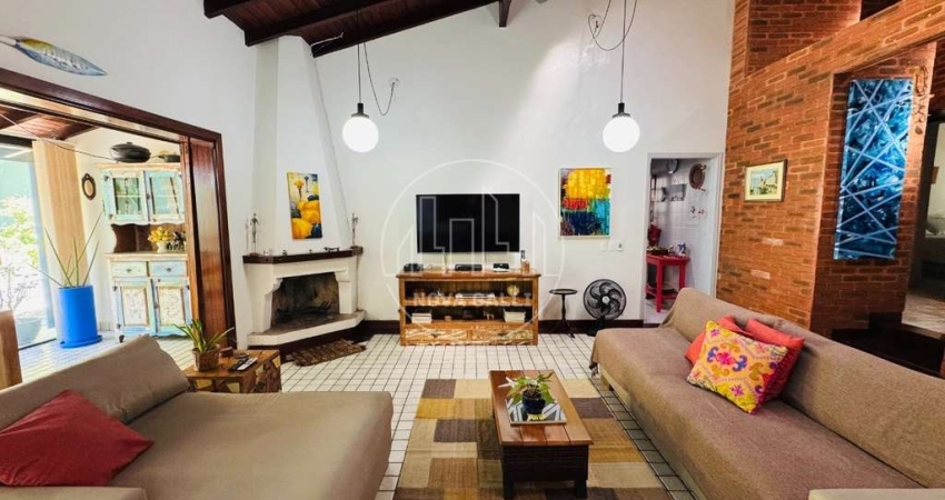 Casa com 3 quartos à venda em Itaguá, Ubatuba 