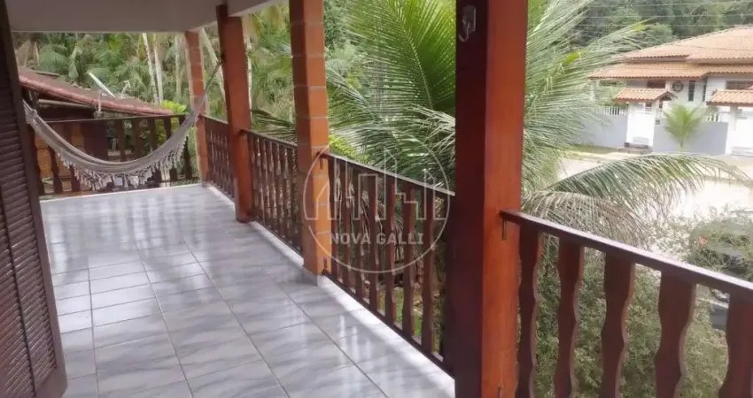 Casa em condomínio fechado com 4 quartos à venda em Ressaca, Ubatuba 