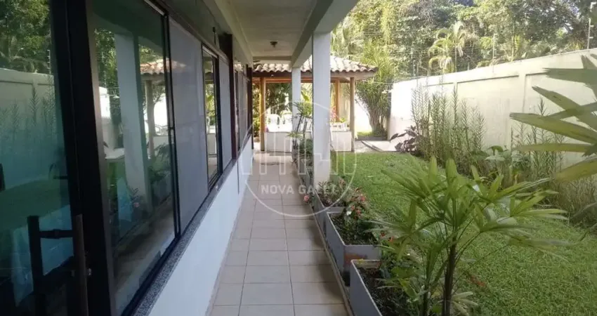 Apartamento com 1 quarto à venda na Praia do Lazaro, Ubatuba