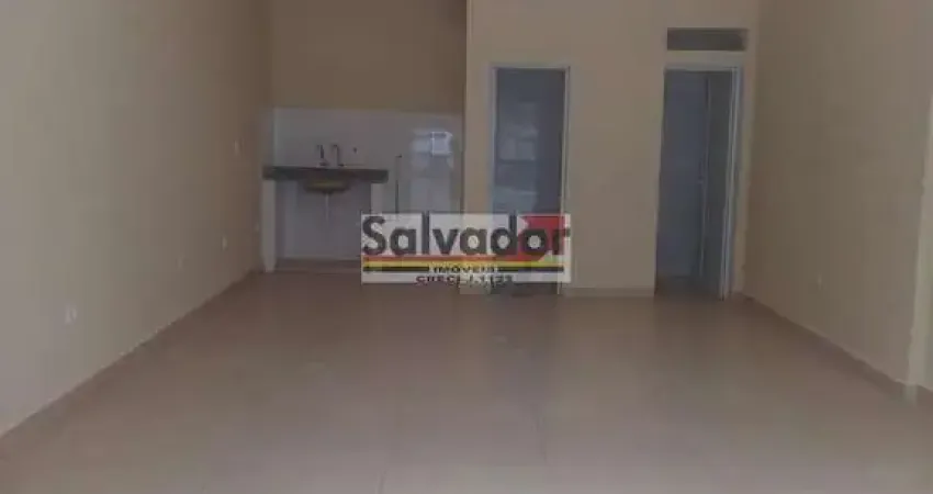 Salão na Rua Divinópolis, paralelo com a Avenida do Cursino.