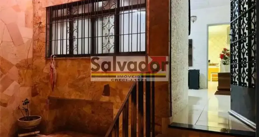 Casa com 3 quartos à venda na Rua Piquerobi, --, Cambuci, São Paulo