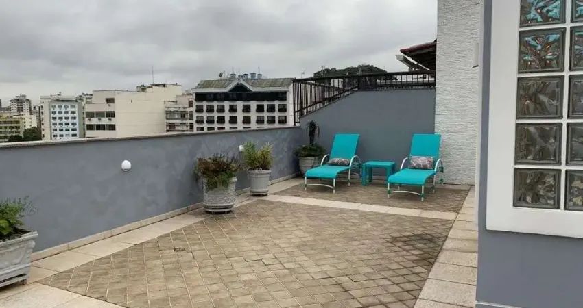 Cobertura Rua Guapeni, Tijuca. 321m, 4 quartos com 2 vagas. Prédio com lazer