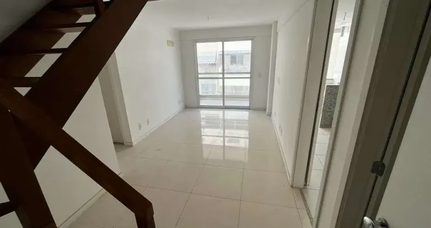 Cobertura Grand Village Freguesia - Rua Ituverava. 2 quartos com ampla área.