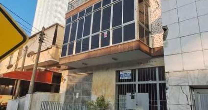 Apartamento Rua Felisbelo Freire, Ramos. 2 quartos mais dependência. 2 vagas.