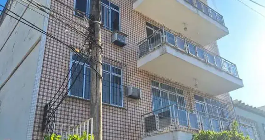 Excelente apartamento com 78m, Ampla sala, 3 quartos sendo 1 dependência. 1 vaga
