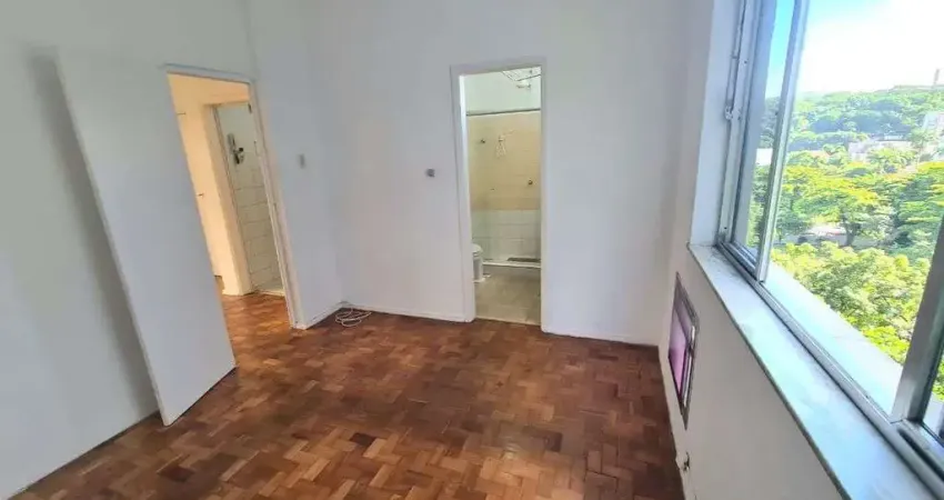 Botafogo - Laura Muller, Apartamento a venda com Quarto e sala de fundos.