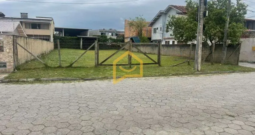 Terreno à venda na Rua Xiniquá, 888, Campeche, Florianópolis