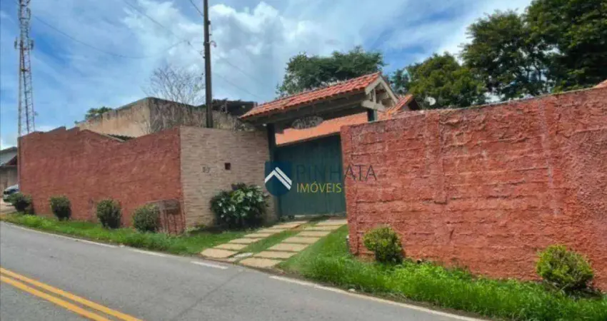 Casa com 3 dormitórios à venda, 465 m² por R$ 900.000,00 - Caixa D'água - Vinhedo/SP