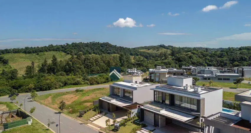 Sobrado à Venda no Condomínio Arboretum – 3 quartos/Suítes, Vista, Piscina e Sustentabilidade - VINHEDO/SP