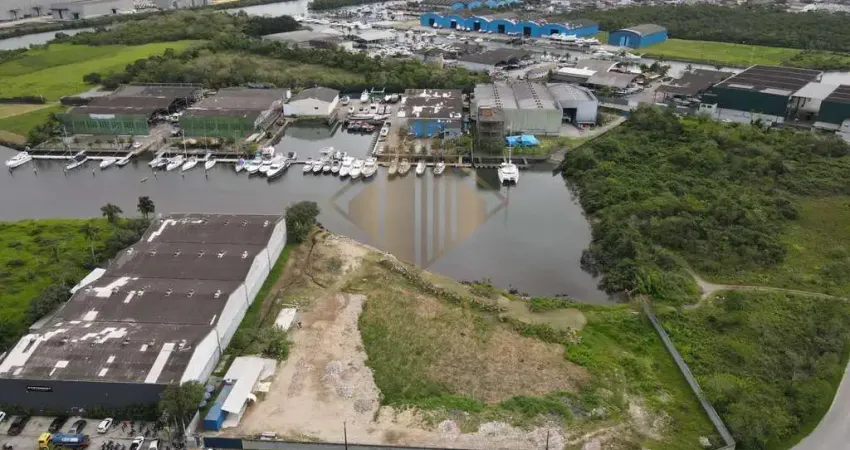 Terreno à venda no CING, Guarujá 