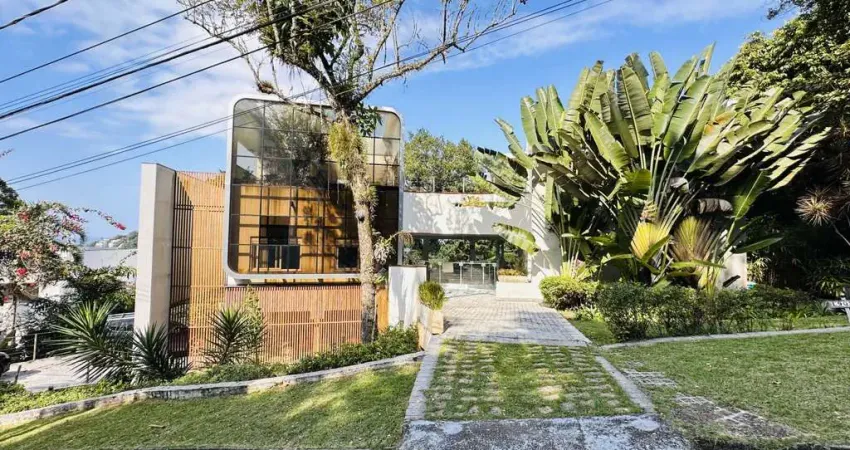 Casa em Condomínio para Venda em Guarujá, Cond. Iporanga, 6 dormitórios, 6 suítes, 9 banheiros, 4 vagas