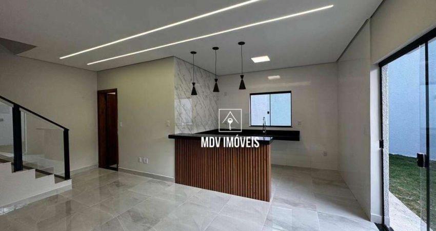 Casa com 3 dormitórios à venda, 89 m² por R$ 420.000,00 - Novo Centro - Santa Luzia/MG