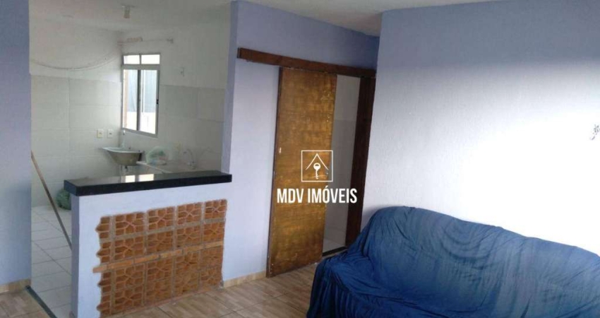 Apartamento com 2 dormitórios à venda, 45 m² por R$ 135.000 - Imperial - Vespasiano/MG