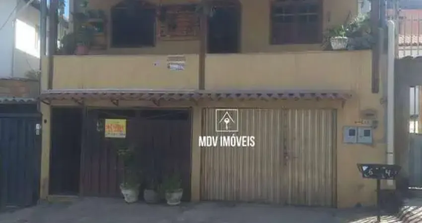 Casa 3 quartos com 3 pavimentos, à venda, R$350.000, bairro Xodó Marize| BH