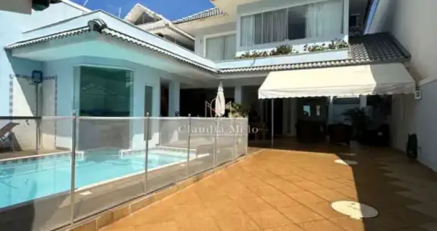 Casa em condomínio fechado com 6 quartos à venda na Barra da Tijuca, Rio de Janeiro