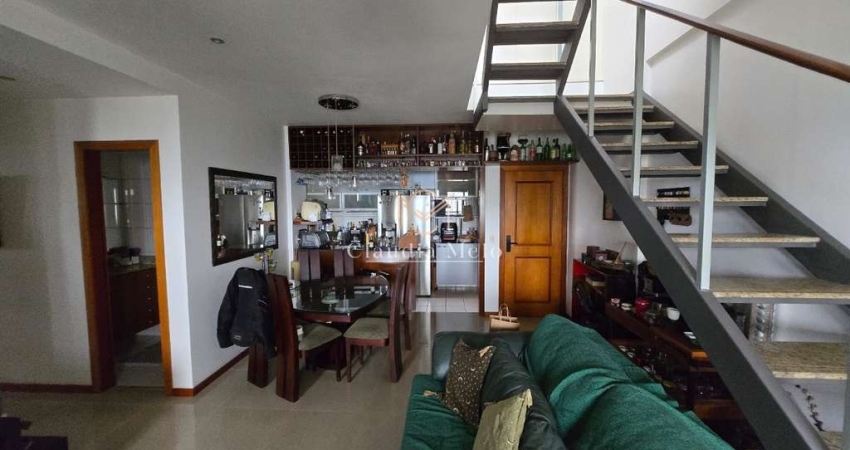 Cobertura duplex com vista panorâmica da Barra da Tijuca