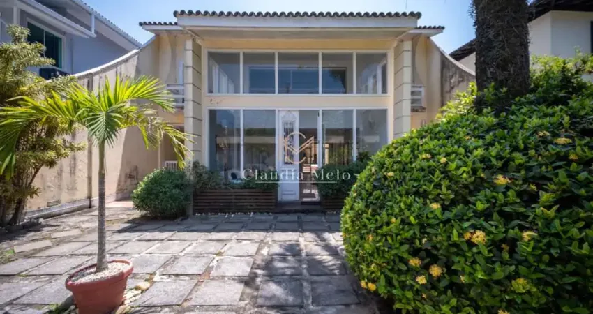 Casa em condomínio fechado com 4 quartos à venda na Barra da Tijuca, Rio de Janeiro