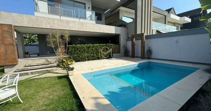 Casa em condomínio fechado com 4 quartos para alugar no Recreio dos Bandeirantes, Rio de Janeiro