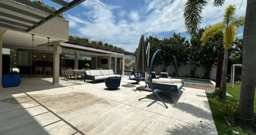 Casa de luxo em alphaville com design contemporâneo e paisagismo