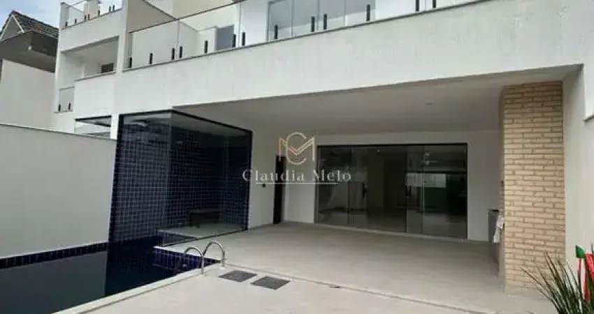 Casa Moderna de Alto Padrão para Locação com Piscina e Varandas