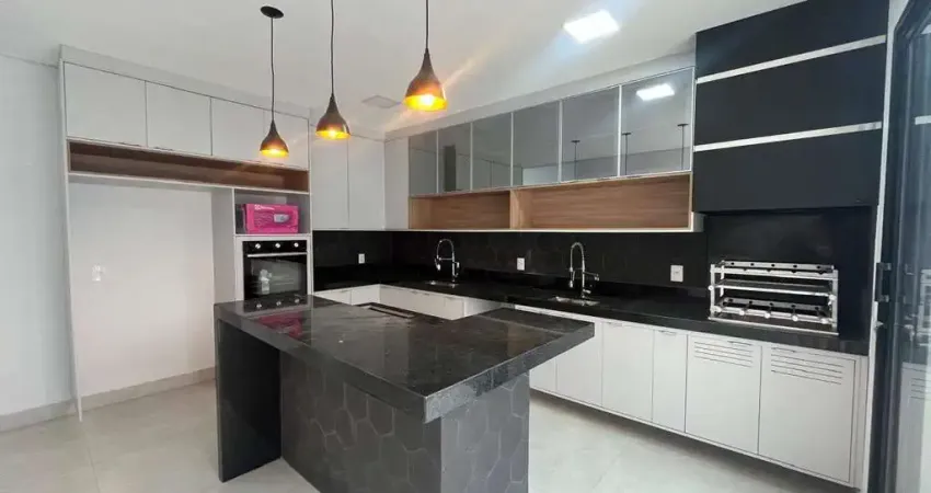 Linda Casa a venda com 3 suítes no Condomínio Gran Reserve em Indaiatuba