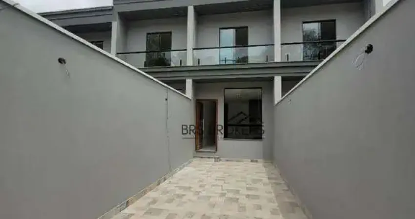 Sobrado com 2 dormitórios à venda, 69 m² por R$ 400.000,00 - Chácara Águas da Pedra - Itaquaquecetuba/SP