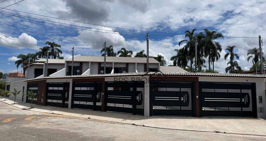 Sobrado com 2 dormitórios à venda, 73 m² por R$ 380.000,00 - Jardim Rio Negro - Itaquaquecetuba/SP