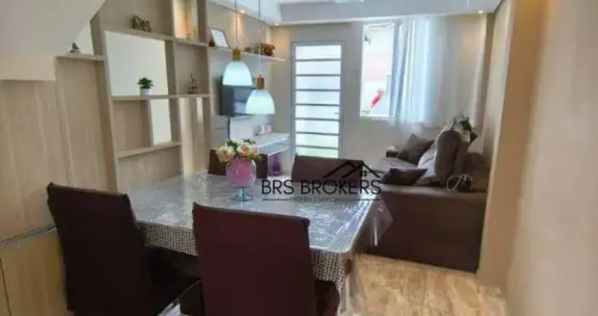 Sobrado com 2 dormitórios à venda, 55 m² por R$ 400.000,00 - Água Chata - Guarulhos/SP