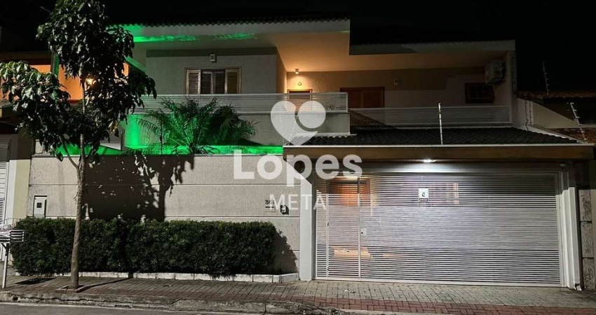 CASA À VENDA NO JARDIM SÃO VICENTE EM SÃO JOSÉ DOS CAMPOS/SP