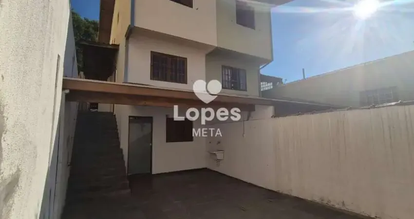 CASA À VENDA, JARDIM DAS INDÚSTRIAS EM SÃO JOSÉ DOS CAMPOS/SP