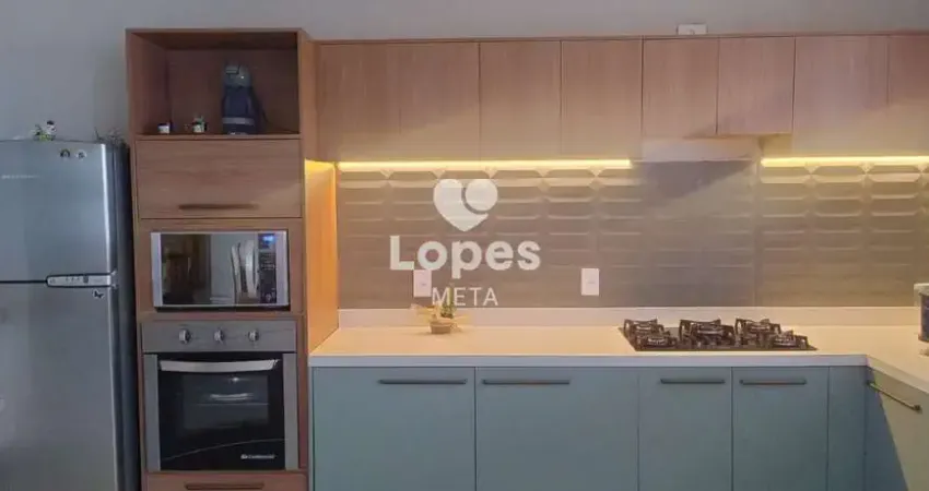 Casa sobrado de alto padrão no condomínio ecopark bourbon – 4 dormitórios, suíte com closet e quintal amplo em caçapava