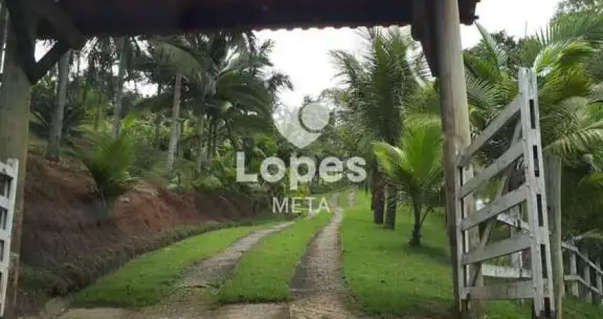 Chácara pé na represa mobiliada em condomínio fechado – lazer, natureza e segurança em são josé dos campos