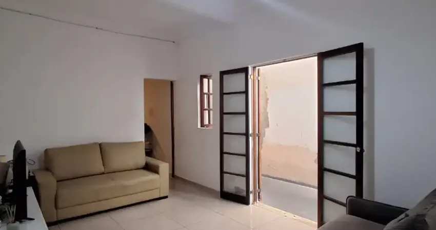 Casa com 2 dormitórios na guilhermina. excelente localização!