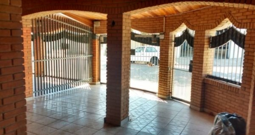 Casa  a venda no Bosque dos Eucaliptos